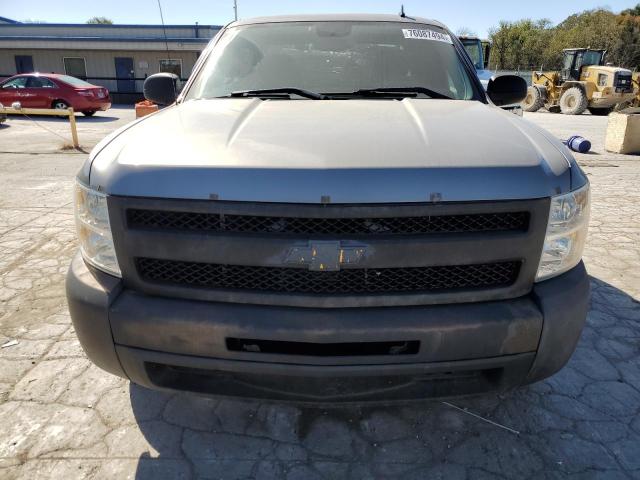 Photo 4 VIN: 1GCRCSE04DZ282356 - CHEVROLET SILVERADO 