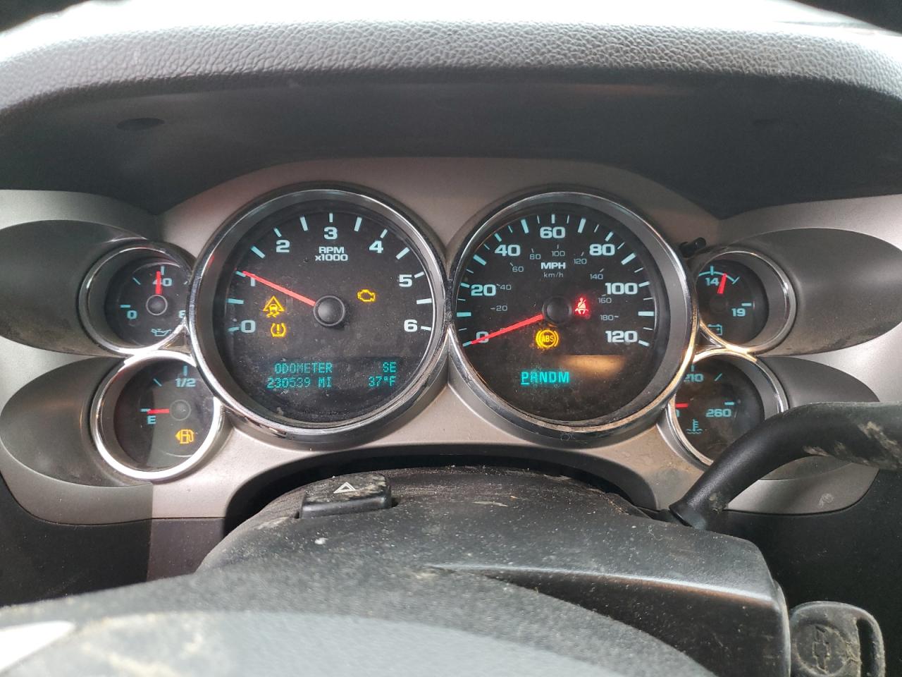 Photo 8 VIN: 1GCRCSE05BZ387470 - CHEVROLET SILVERADO 