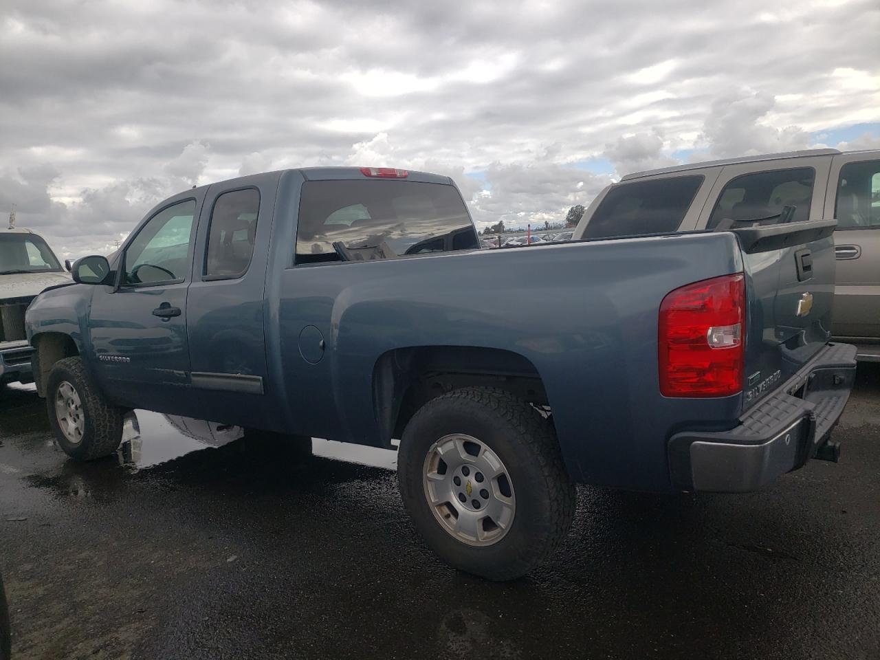 Photo 1 VIN: 1GCRCSE05BZ447103 - CHEVROLET SILVERADO 