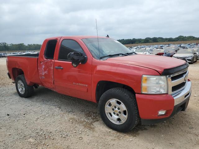 Photo 3 VIN: 1GCRCSE06BZ396792 - CHEVROLET SILVERADO 