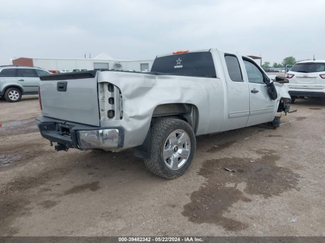 Photo 3 VIN: 1GCRCSE06BZ407841 - CHEVROLET SILVERADO 