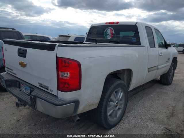 Photo 3 VIN: 1GCRCSE06CZ212341 - CHEVROLET SILVERADO 1500 