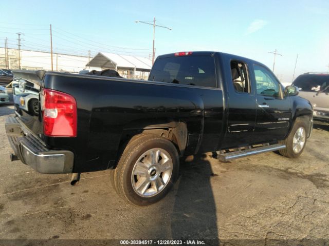 Photo 3 VIN: 1GCRCSE06CZ324623 - CHEVROLET SILVERADO 1500 