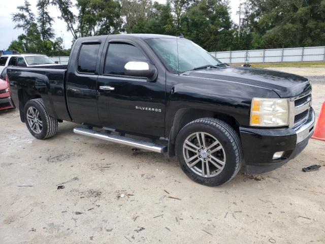 Photo 3 VIN: 1GCRCSE07BZ228546 - CHEVROLET SILVERADO 