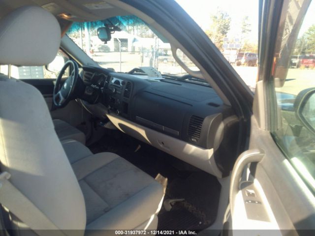 Photo 4 VIN: 1GCRCSE08BZ202814 - CHEVROLET SILVERADO 1500 