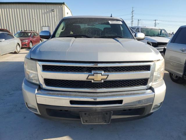 Photo 4 VIN: 1GCRCSE08BZ370890 - CHEVROLET SILVERADO 