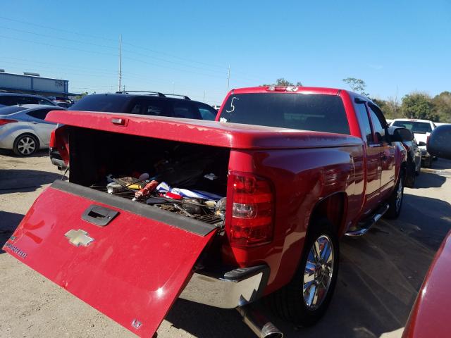 Photo 3 VIN: 1GCRCSE08BZ417125 - CHEVROLET SILVERADO 