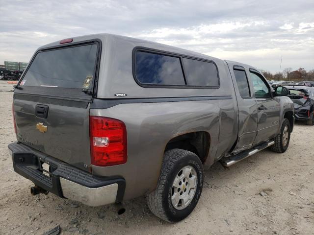 Photo 3 VIN: 1GCRCSE08CZ213944 - CHEVROLET SILVERADO 