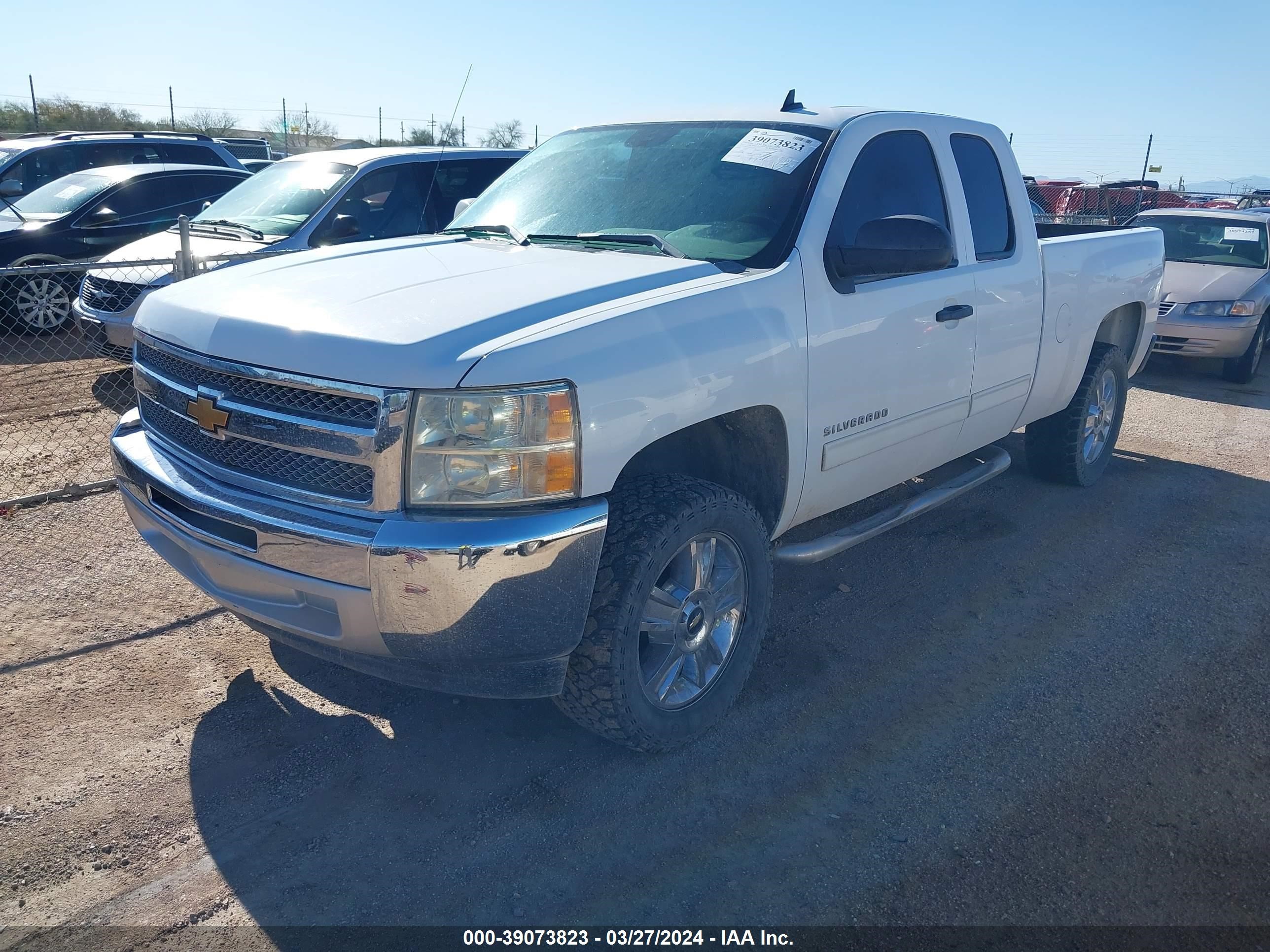 Photo 1 VIN: 1GCRCSE08DZ264068 - CHEVROLET SILVERADO 