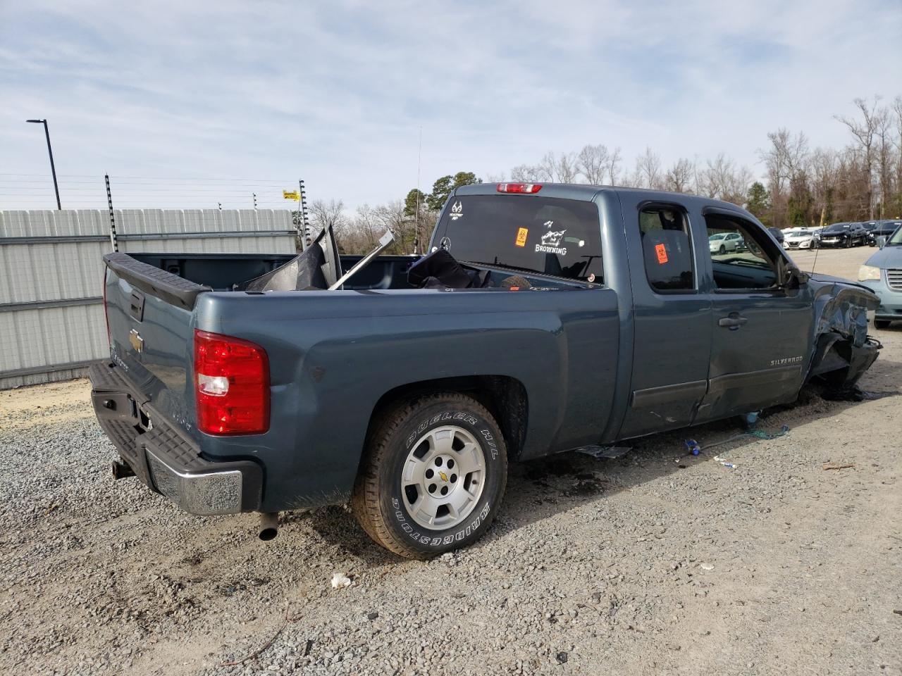 Photo 2 VIN: 1GCRCSE09BZ182654 - CHEVROLET SILVERADO 