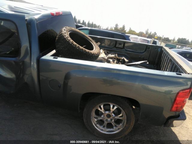 Photo 2 VIN: 1GCRCSE09BZ384555 - CHEVROLET SILVERADO 1500 