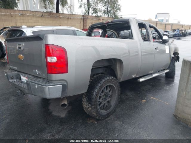 Photo 3 VIN: 1GCRCSE09CZ344980 - CHEVROLET SILVERADO 1500 