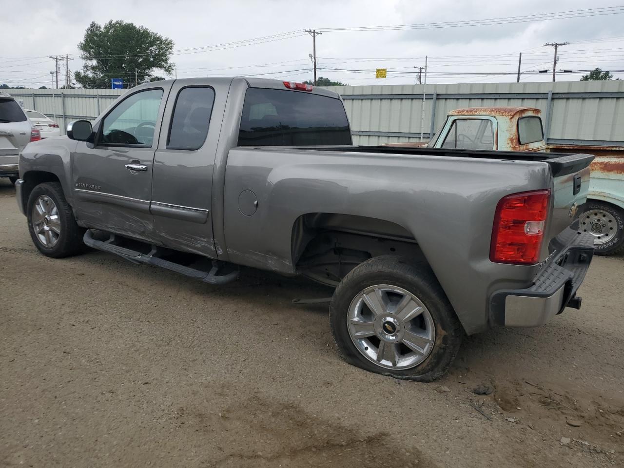 Photo 1 VIN: 1GCRCSE0XDZ103415 - CHEVROLET SILVERADO 