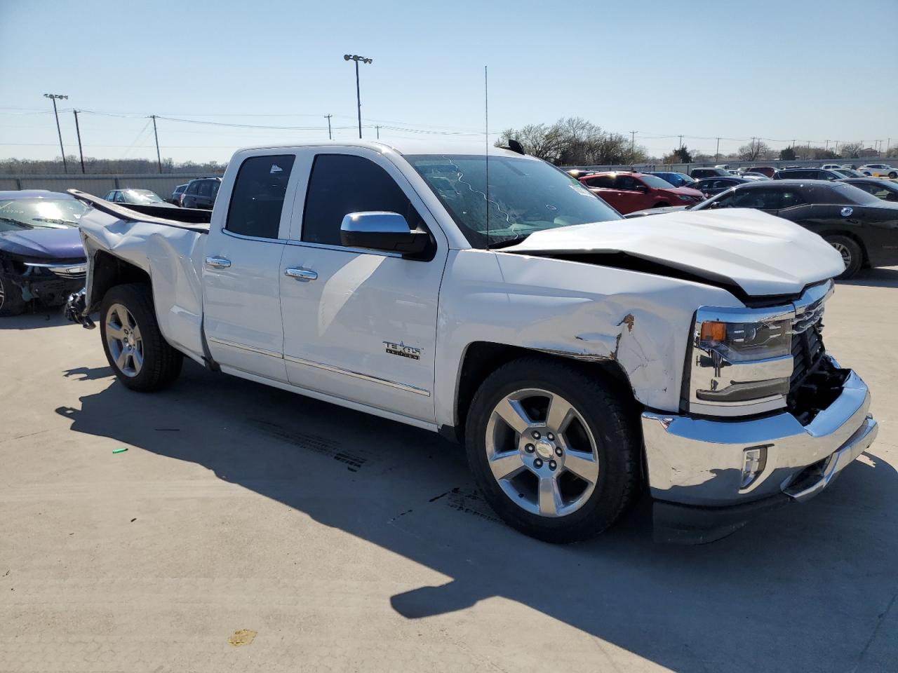 Photo 3 VIN: 1GCRCSEC2JZ200596 - CHEVROLET SILVERADO 