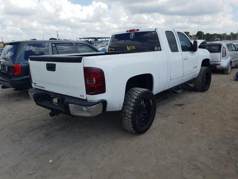 Photo 3 VIN: 1GCRCTE06CZ145651 - CHEVROLET SILVERADO 