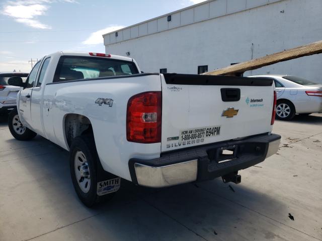 Photo 2 VIN: 1GCRKPE02BZ257551 - CHEVROLET SILVERADO 