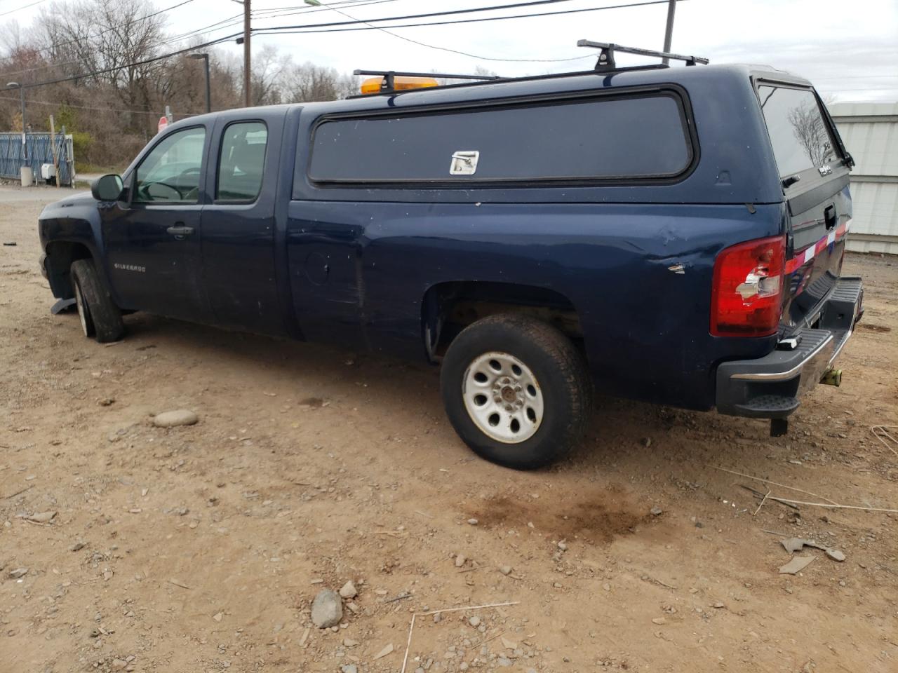 Photo 1 VIN: 1GCRKPE05BZ378042 - CHEVROLET SILVERADO 