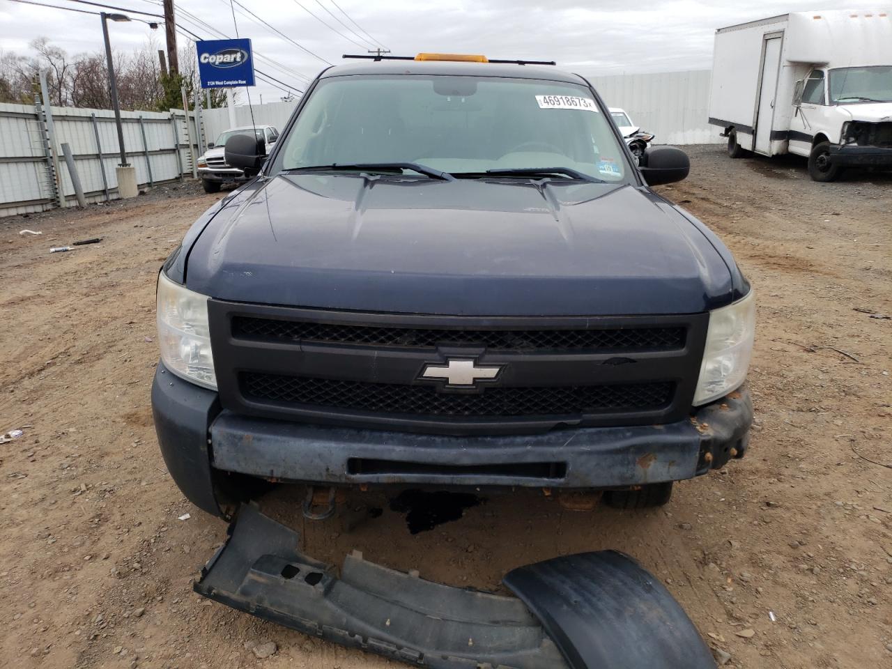 Photo 4 VIN: 1GCRKPE05BZ378042 - CHEVROLET SILVERADO 