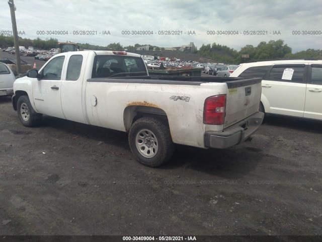 Photo 2 VIN: 1GCRKPE05DZ101815 - CHEVROLET SILVERADO 1500 