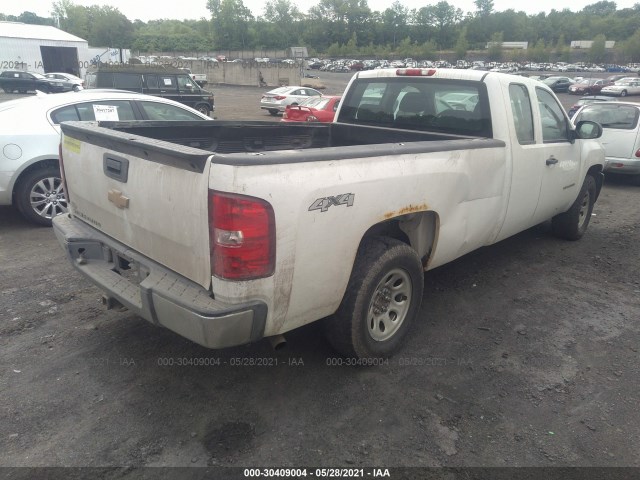 Photo 3 VIN: 1GCRKPE05DZ101815 - CHEVROLET SILVERADO 1500 