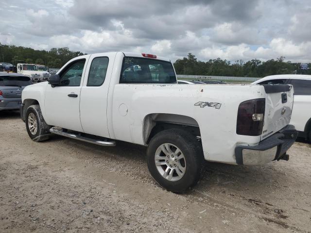 Photo 1 VIN: 1GCRKPE31BZ463082 - CHEVROLET SILVERADO 