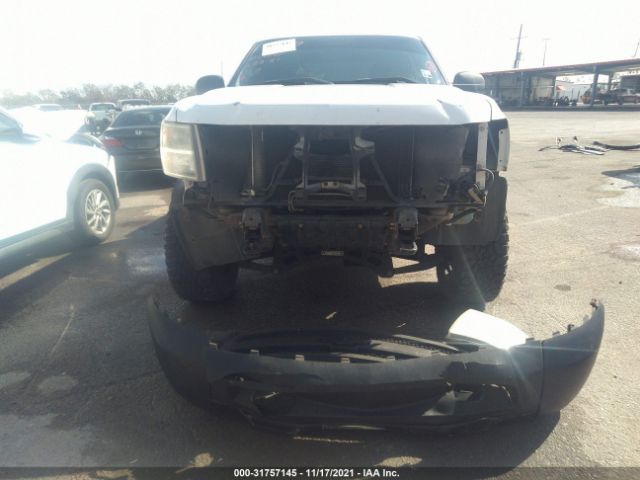 Photo 5 VIN: 1GCRKPE32BZ150509 - CHEVROLET SILVERADO 1500 