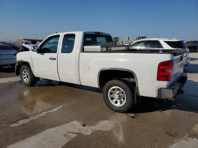 Photo 1 VIN: 1GCRKPE39BZ128975 - CHEVROLET SILVERADO 