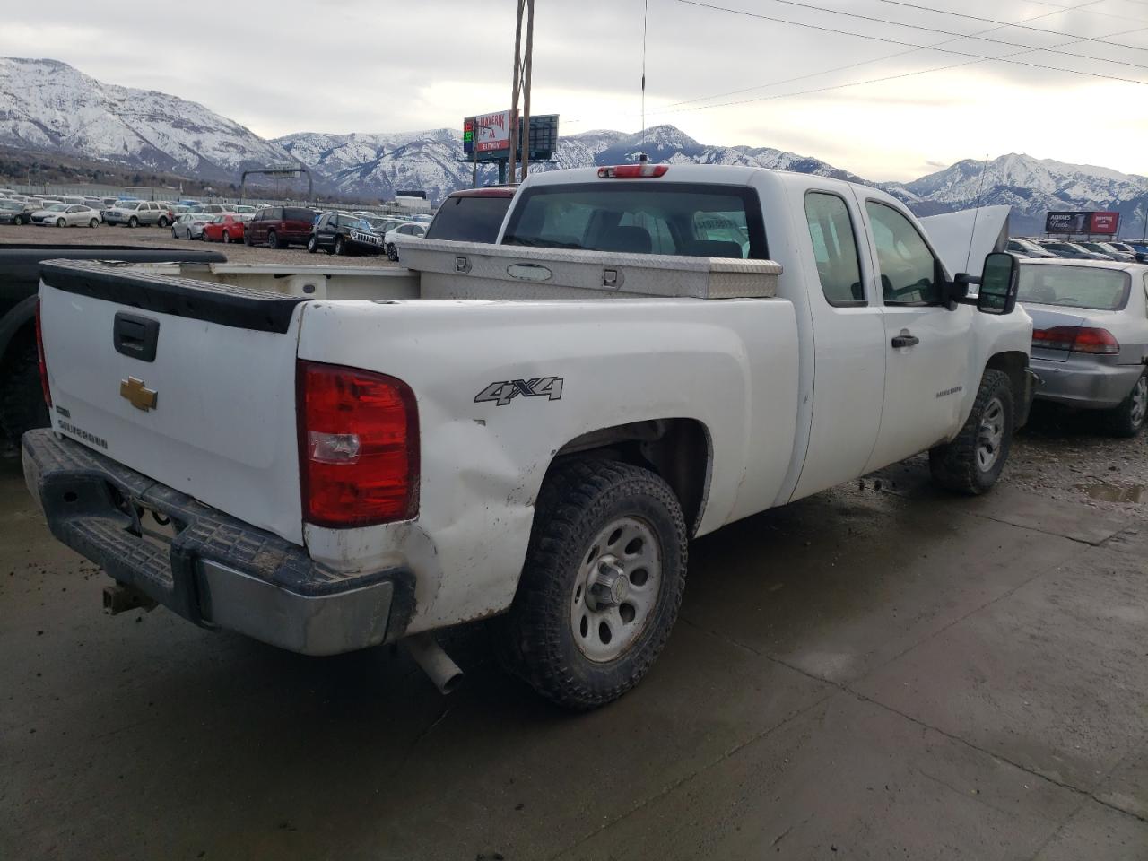 Photo 2 VIN: 1GCRKPE74CZ164545 - CHEVROLET SILVERADO 