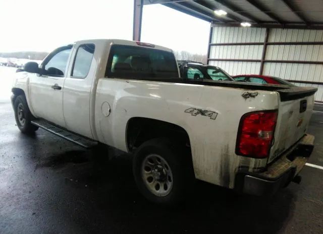 Photo 2 VIN: 1GCRKPE74CZ250213 - CHEVROLET SILVERADO 1500 