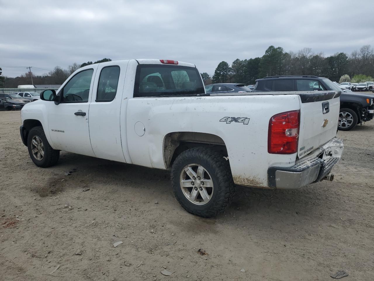 Photo 1 VIN: 1GCRKPE75CZ251581 - CHEVROLET SILVERADO 