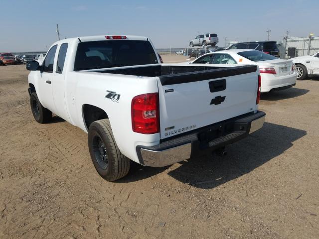 Photo 2 VIN: 1GCRKPE76CZ318463 - CHEVROLET SILVERADO 