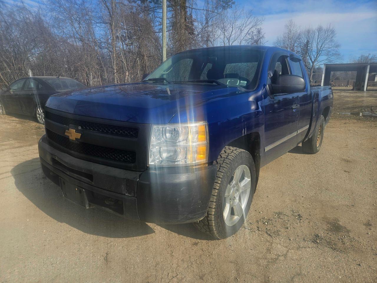 Photo 2 VIN: 1GCRKPE77DZ212069 - CHEVROLET SILVERADO 