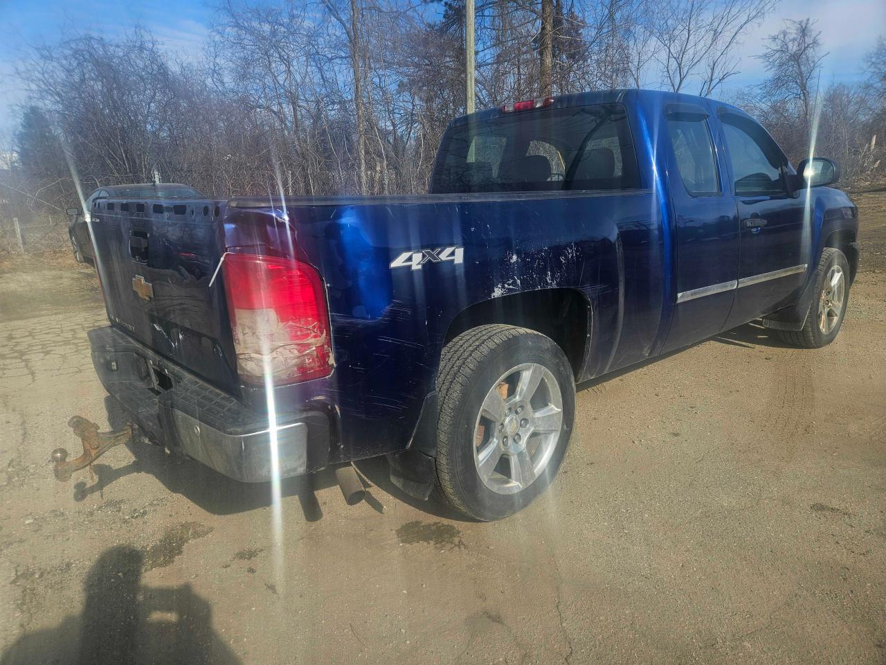 Photo 4 VIN: 1GCRKPE77DZ212069 - CHEVROLET SILVERADO 