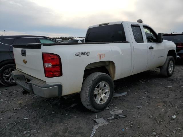 Photo 2 VIN: 1GCRKPE7XDZ146441 - CHEVROLET SILVERADO 