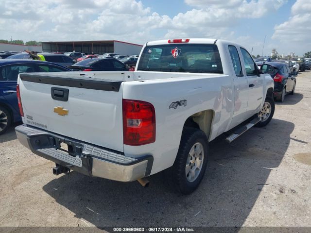 Photo 3 VIN: 1GCRKPEA3CZ349570 - CHEVROLET SILVERADO 