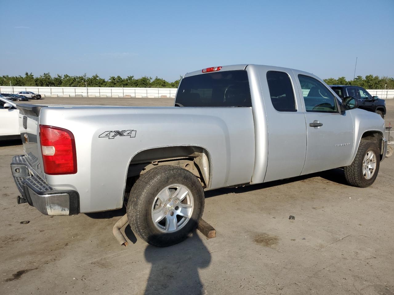 Photo 2 VIN: 1GCRKPEA5CZ148642 - CHEVROLET SILVERADO 