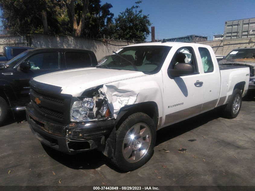 Photo 1 VIN: 1GCRKPEAXBZ312627 - CHEVROLET SILVERADO 