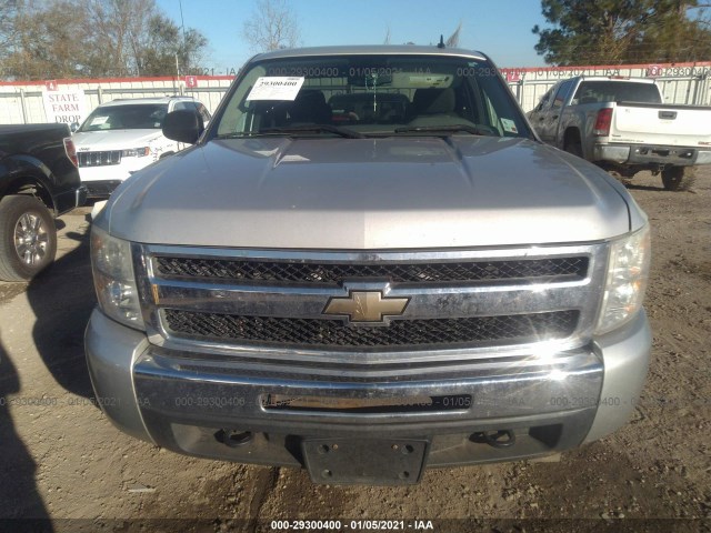 Photo 5 VIN: 1GCRKREA4BZ249942 - CHEVROLET SILVERADO 1500 