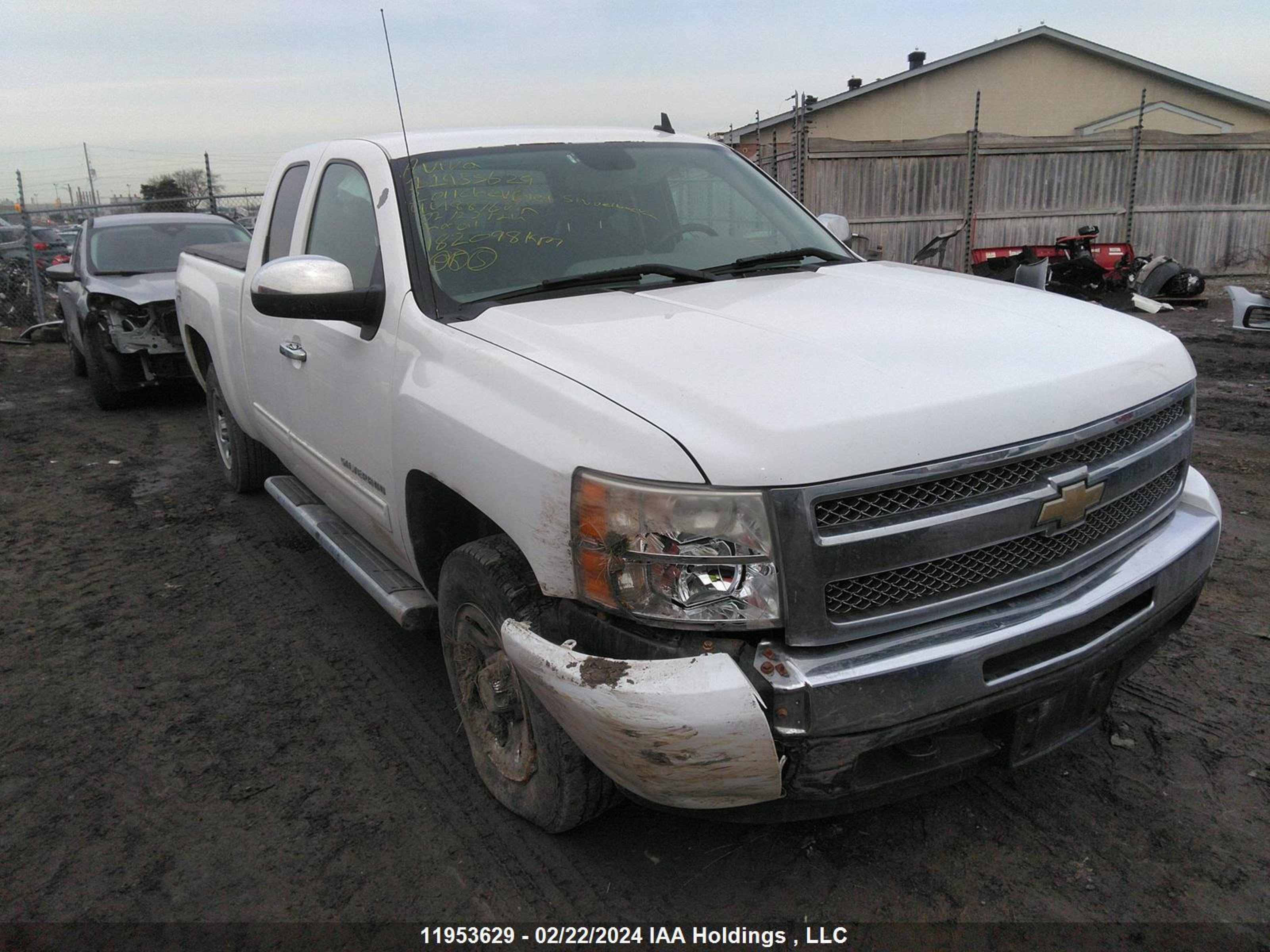 Photo 0 VIN: 1GCRKREA4BZ448876 - CHEVROLET SILVERADO 