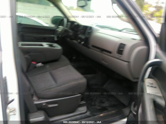 Photo 4 VIN: 1GCRKREA5DZ158942 - CHEVROLET SILVERADO 1500 