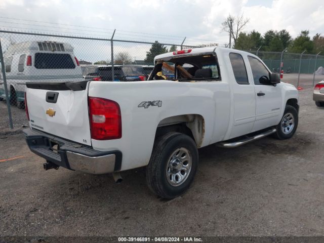 Photo 3 VIN: 1GCRKREA6CZ170984 - CHEVROLET SILVERADO 1500 