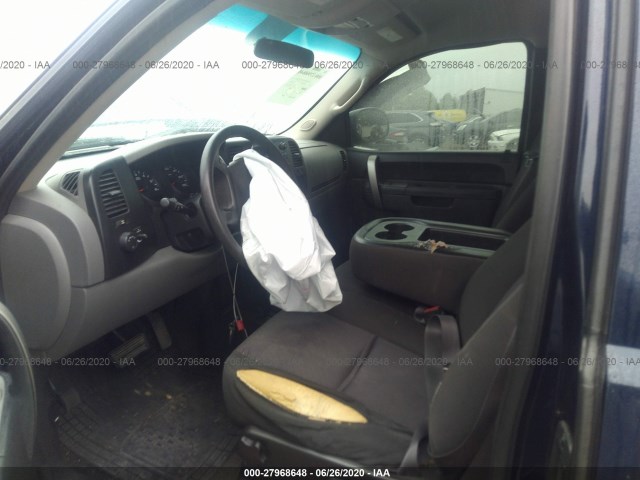 Photo 4 VIN: 1GCRKREA8BZ263679 - CHEVROLET SILVERADO 1500 