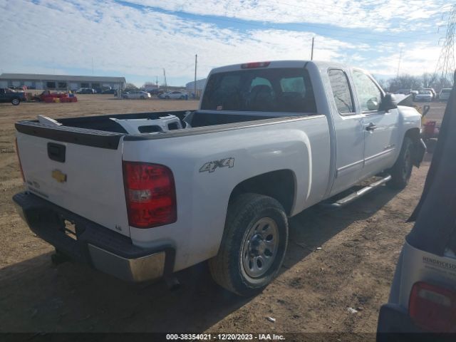 Photo 3 VIN: 1GCRKREA8BZ442417 - CHEVROLET SILVERADO 1500 