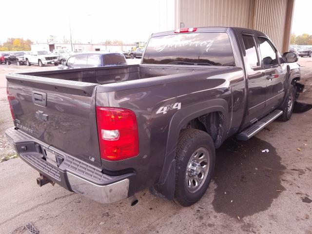 Photo 3 VIN: 1GCRKREAXBZ290463 - CHEVROLET SILVERADO 