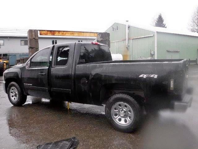 Photo 2 VIN: 1GCRKREAXDZ142980 - CHEVROLET SILVERADO 