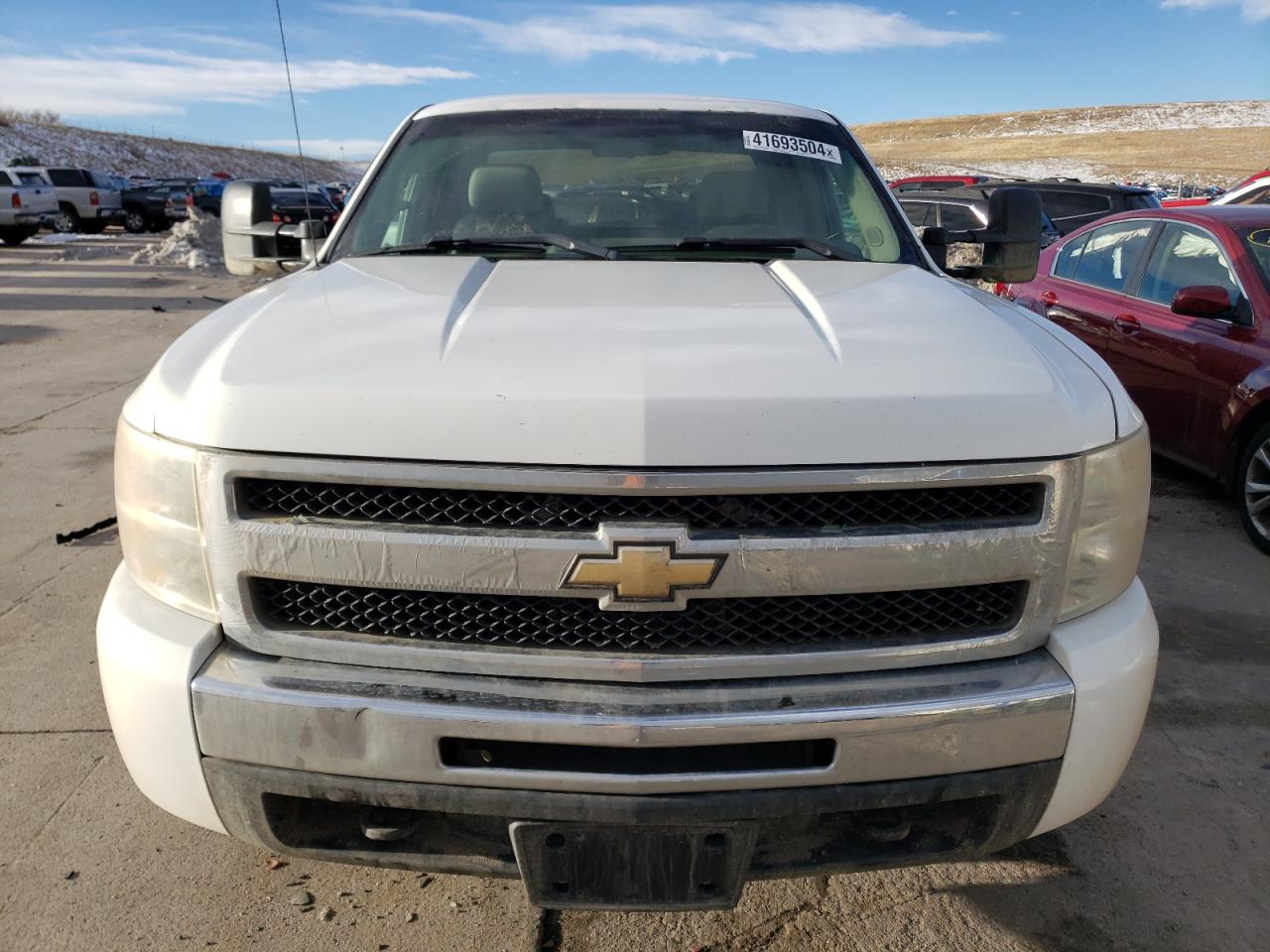 Photo 4 VIN: 1GCRKSE01BZ417096 - CHEVROLET SILVERADO 