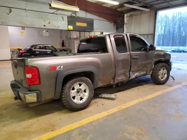 Photo 2 VIN: 1GCRKSE28DZ123490 - CHEVROLET SILVERADO 