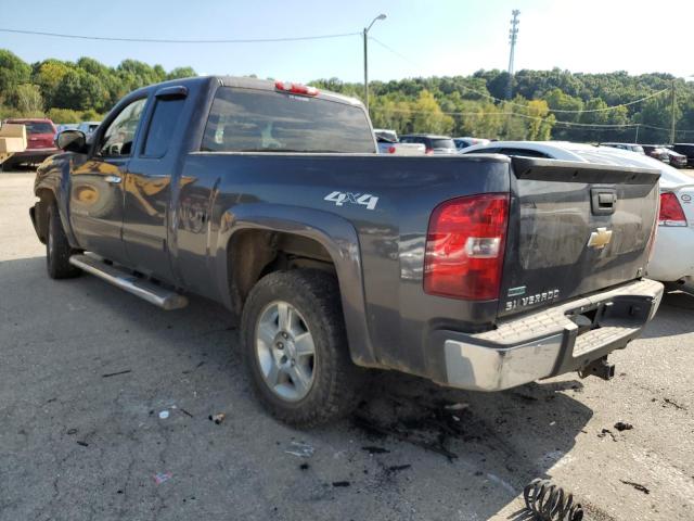 Photo 2 VIN: 1GCRKSE30BZ102896 - CHEVROLET SILVERADO 