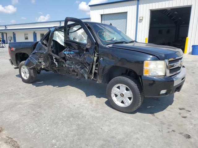 Photo 3 VIN: 1GCRKSE30BZ213612 - CHEVROLET SILVERADO 