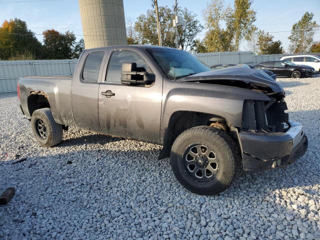 Photo 3 VIN: 1GCRKSE30BZ247324 - CHEVROLET SILVERADO 